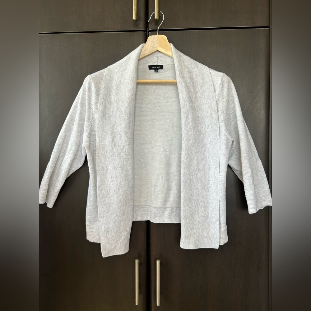 Women Cardigan Size M